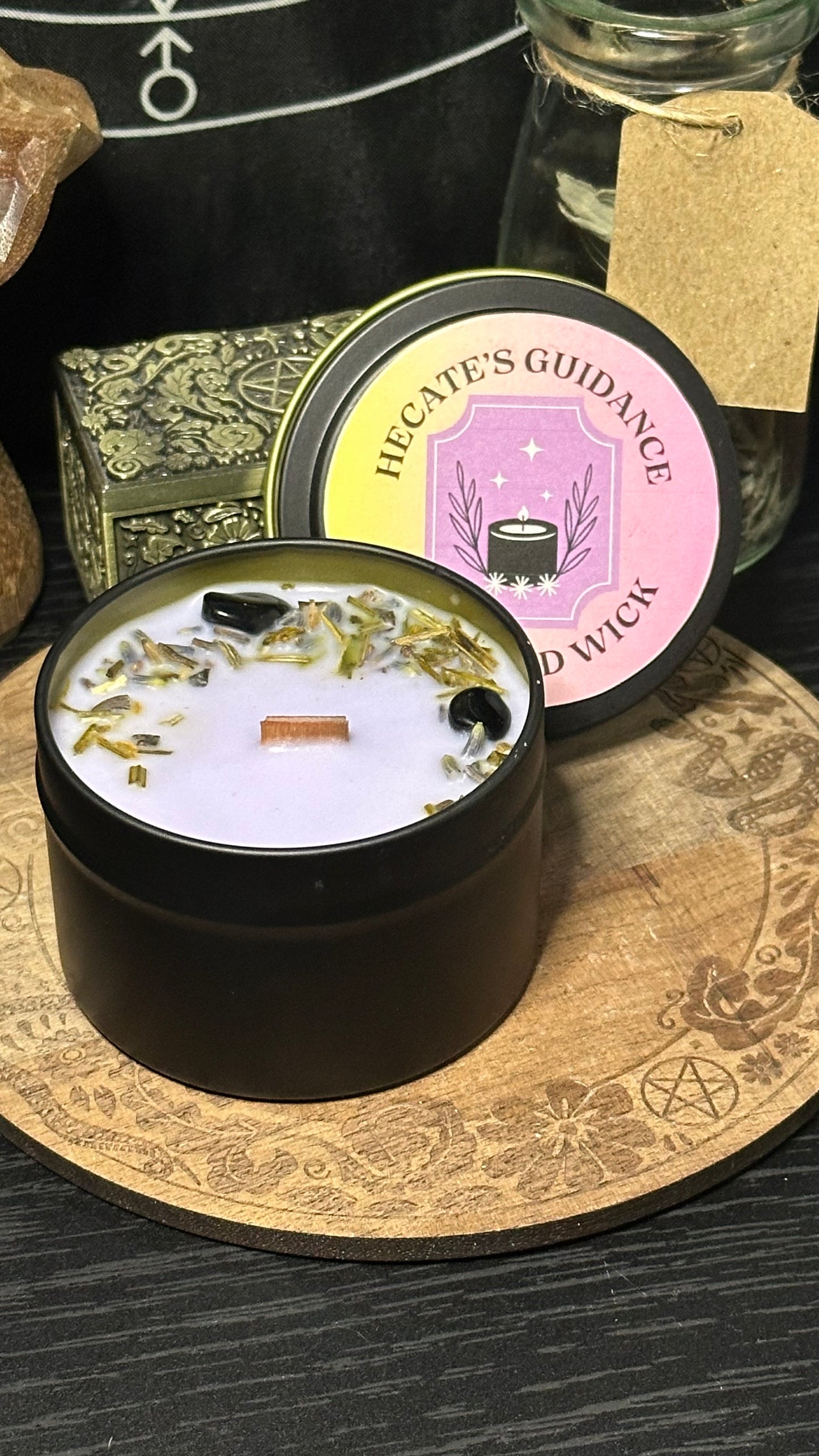 Hecate’s Guidance Candle – Amber, Lavender & Sweet Orange | Deity Candle for Witchcraft, Ritual & Meditation