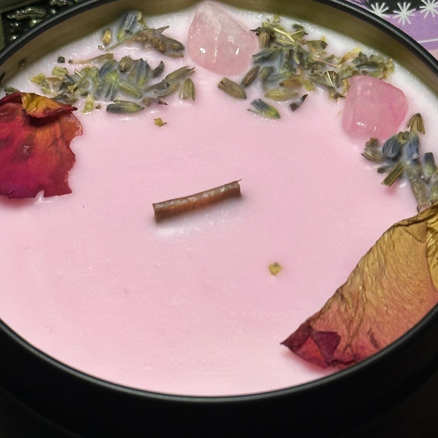 Aphrodite’s Passion Deity Candle – Rose Quartz, Soy Wax, Rosemary & Rose Geranium