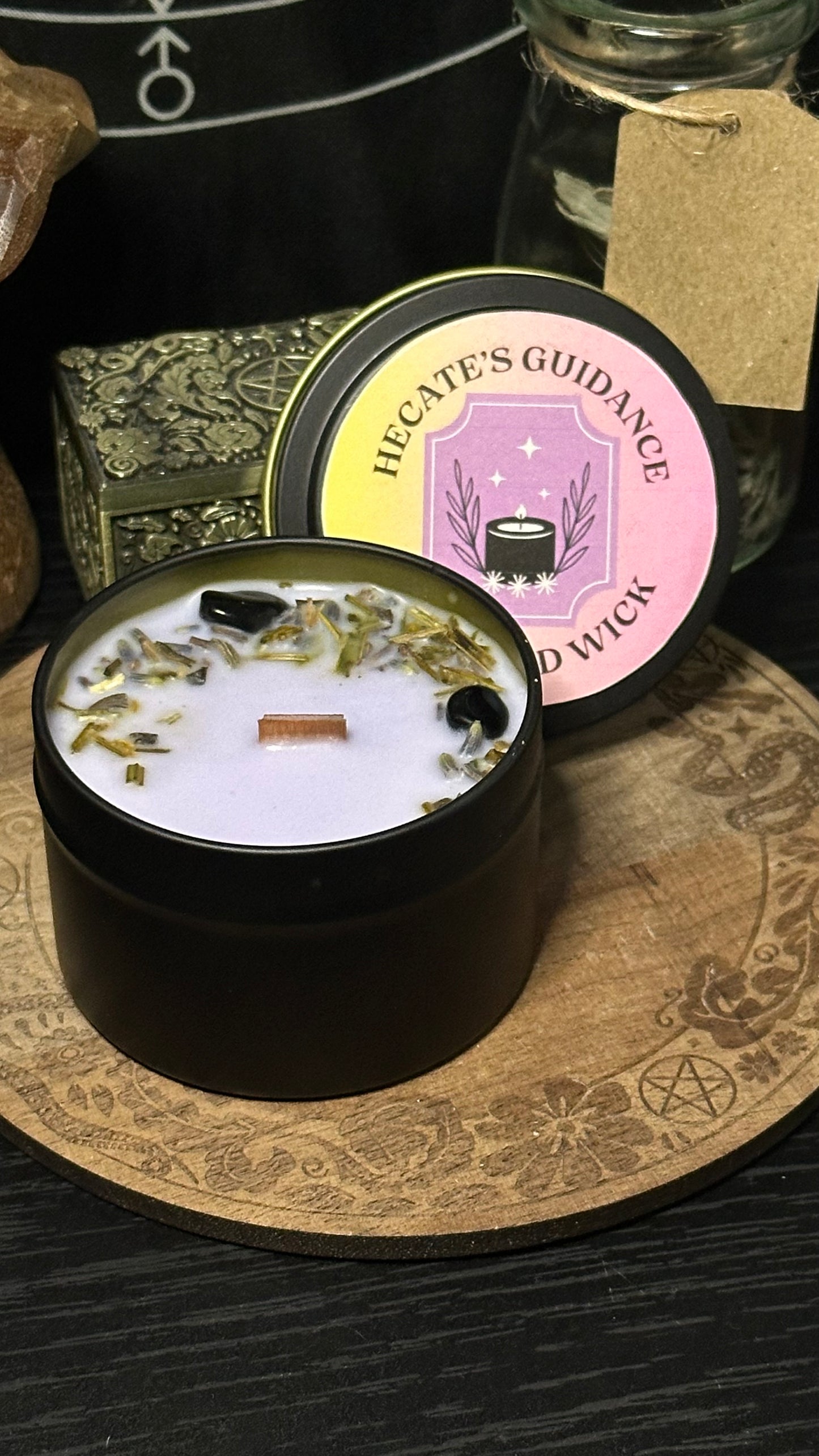Hecate’s Guidance Candle – Amber, Lavender & Sweet Orange | Deity Candle for Witchcraft, Ritual & Meditation