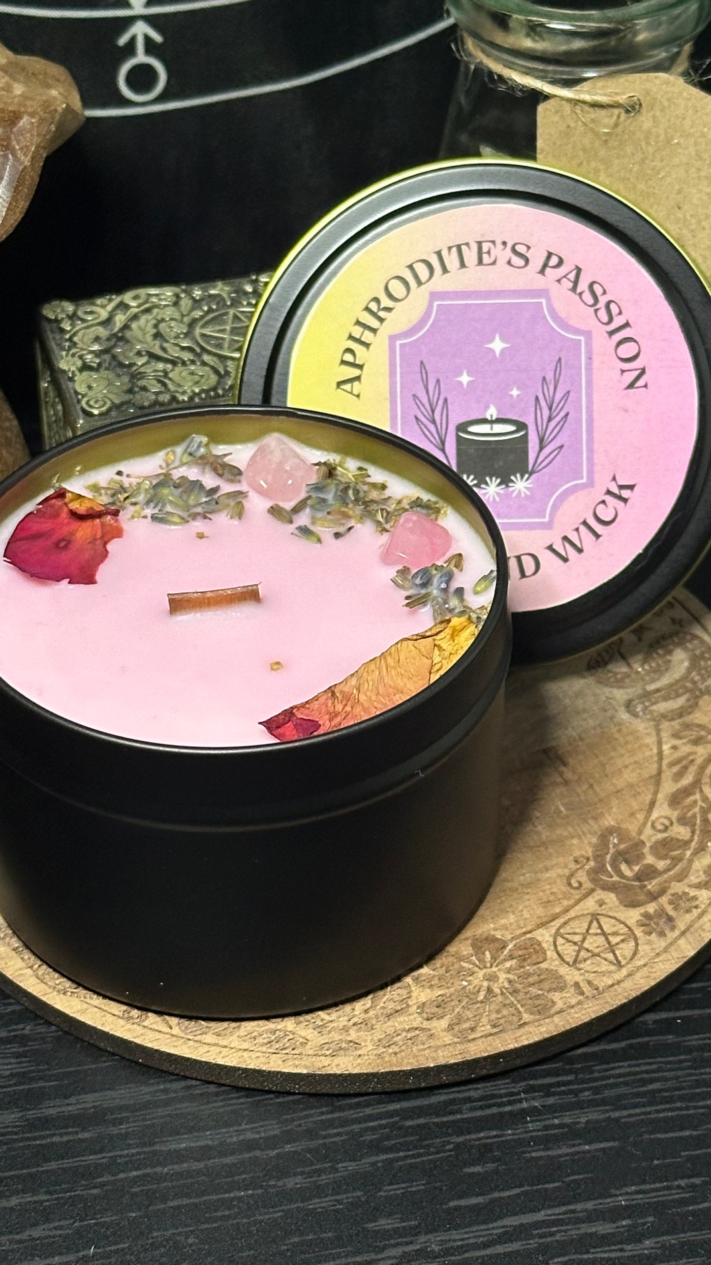Aphrodite’s Passion Deity Candle – Rose Quartz, Soy Wax, Rosemary & Rose Geranium